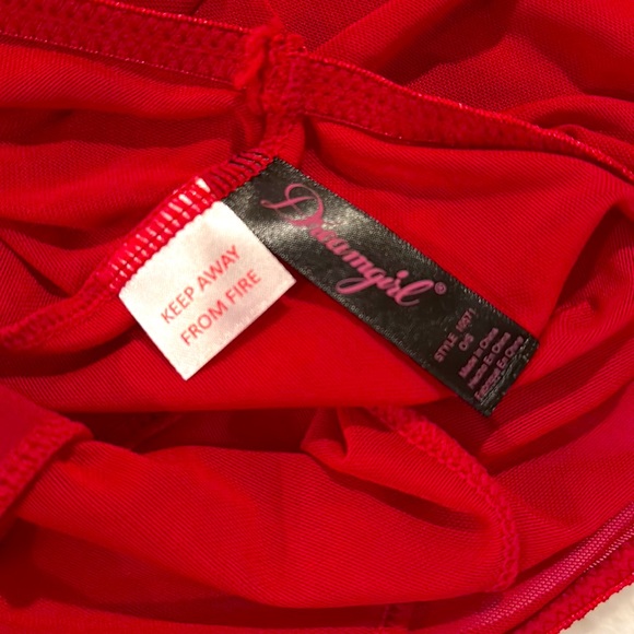 Red open cup chemise with garters Dreamgirl OS - Picture 6 of 7